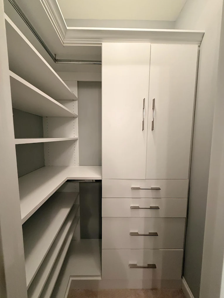 image of cozy study nook (for an edtech)